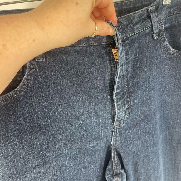 LEE Women's High Rise Jeans Denim Straight Leg Relaxed Fit Blue Size 16 Petite - Picture 9 of 10